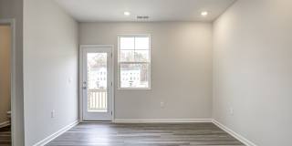 Stunning 3/3.5 Townhome in SE Raleigh Gallery 25