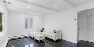 297 Highland Avenue Gallery 23