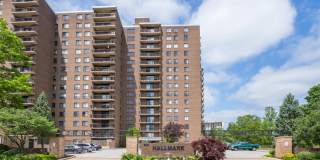 200 N PICKETT Street unit: 307 Gallery 1