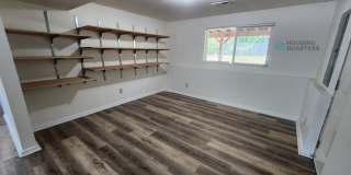 Single family home with large back yard! Gallery 28
