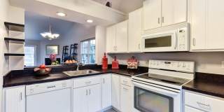 2839 YARLING Court Gallery 5
