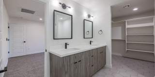 2651 N 71st Place Gallery 21