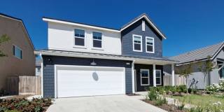 Spacious 2-story home: 4 bedrooms and 2.5 bathrooms in Madera, CA! Gallery 1