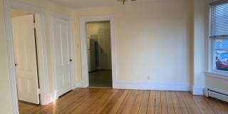 547 Broadway Gallery 14