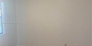 1301 NE 7th St Gallery 7