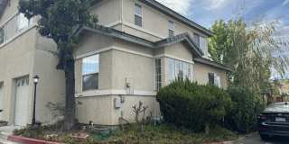 535 Warren Court - 1 Gallery 1