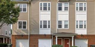 Spacious 3BR Condo in Suitland Spacious 3BR Condo in Suitland Gallery 1
