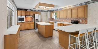 Groovy Vibes Only in This 3BR/2BA Baton Rouge Cutie! Gallery 1