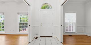 8904 BARROWGATE Court Gallery 5