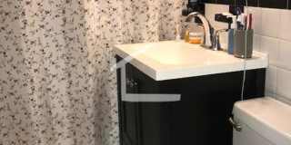 Nice studio in Fenway Gallery 12