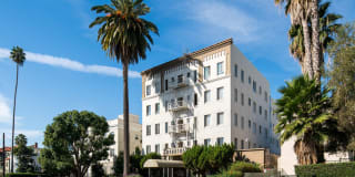 North Kingsley Apartment Homes Gallery 1