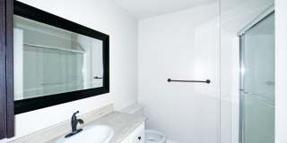 718 N Monterey St Gallery 33