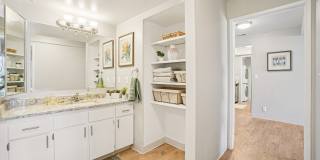 Cliffs at Canyon Ridge Gallery 21