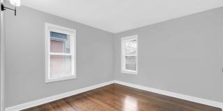 144 Madison Street Gallery 7