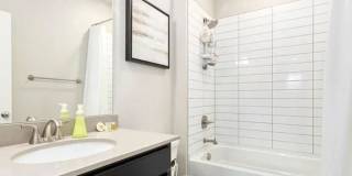 Elegant Townhome in Loveland Gallery 15