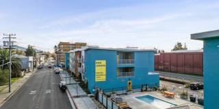 Pullman Modern Urban Apartments Gallery 74