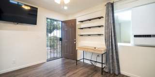 Like New breezy Studio/1BA detached cottage in a single family dwelling in Aiea Gallery 7