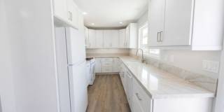 Coastal Elegance from Remodeled 3 Bedroom home with amazing Ocean Views on Cul-de-sac street! Gallery 4