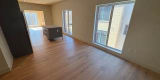 517 W Main Street Gallery 10