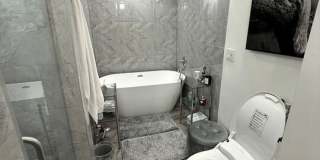 843 4th St Gallery 8