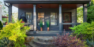 Ask About Our Move-In Special! Beautiful Two-Story 3/2.5 w/ Huge Fully Fenced Backyard! Gallery 4