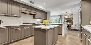 277 S Spalding Drive Gallery 16