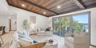 Luxury Lakefront House - Fully Furnished Gallery 9