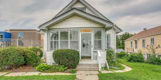 Charming Aksarben Gem Gallery 1