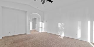 Beautiful 2-Story 5-Bedroom Chapman Heights Home! Gallery 11