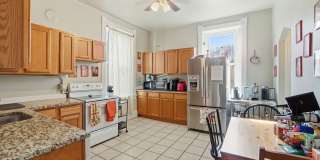6 bed/2 bath on Rohs St., Mins. from UC for Only $600/pp ($3,600/mo)! $250 SIGN ON BONUS FOR LTO!!! Gallery 33