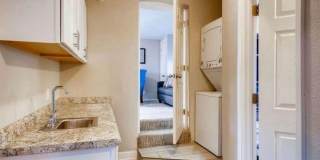 Modern Jefferson Park Living | 3 Bed + 4 Bath Near Restaurants, Breweries & Downtown Denver Gallery 24