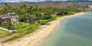 Kahala Oasis: Expansive 6BR Luxury Estate w/ Pool, Spa & Minutes to Beach Gallery 60