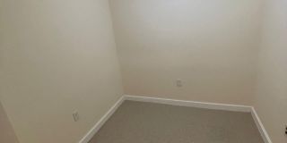 Room available in rooming house - Brockton Gallery 6