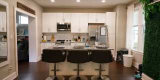 988 Linwood Avenue Gallery 7