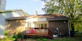 Stunning, Modern 2 Bed, 2 Bath with Office in Woodcroft! Gallery 14