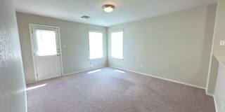 Amazing Corner Lot 3 Bed 2 Bath Home Gallery 7