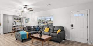 2207 North 28th Place Gallery 9