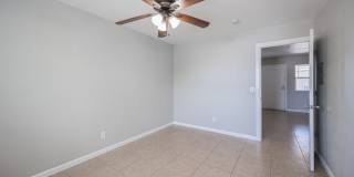 349 North 11th Street Gallery 28