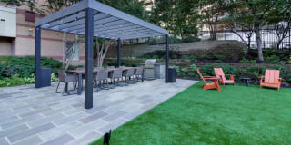 1800 Oak Apartments Gallery 77