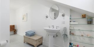 9 White Terrace Gallery 39