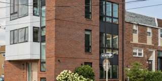 527 BROWN Street Gallery 1
