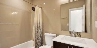 1146 NE 17th Terrace, Fort Lauderdale, FL 33304 - 2428 Gallery 15