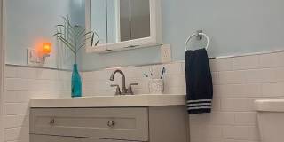 Beachside Furnished Home with Utilities Included – 1bed | 1bath Gallery 15