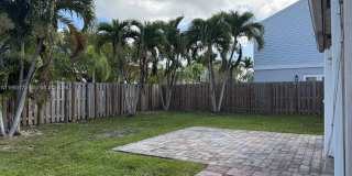 12695 SW 144th Ter Gallery 21
