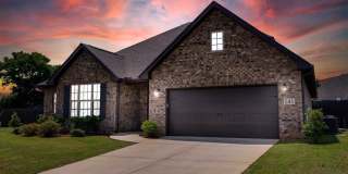 141 Slade Thomas Drive Gallery 1