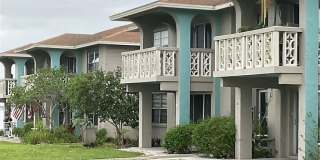 1015 Lakeview Drive Gallery 1