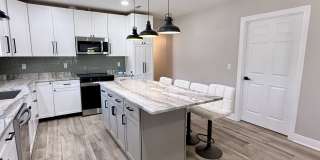 2635 Michigan Avenue Gallery 3