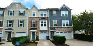 Newer Build just a few miles from Oceanfront! Gallery 1