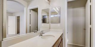 Mountains Edge - 3 bedroom, 2.5 bath cul-de-sac home! Gallery 20