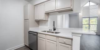 McIver Square Apartments Gallery 16